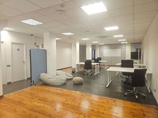 Oficina en alquiler en La Dreta de l'Eixample en Barcelona