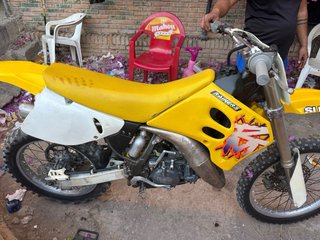 Suzuki RM 125cc Motocross