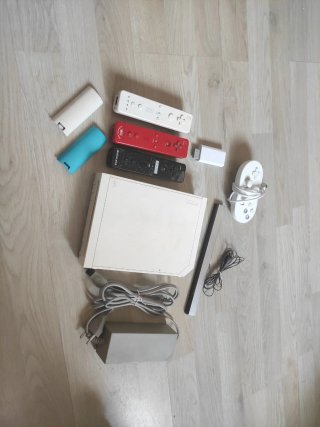 Consola Wii con Accesorios