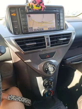Toyota iQ 2010