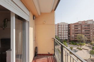 Piso en alquiler en L´Amistat en Valencia