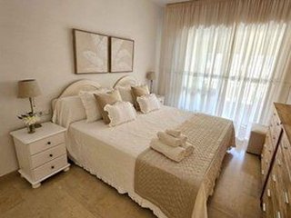 Piso en alquiler en Playa de los Boliches en Fuengirola