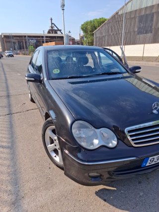 Mercedes-Benz Clase C 2005