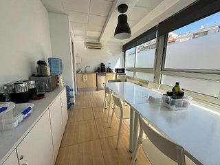 Oficina en alquiler en Les Corts en Barcelona