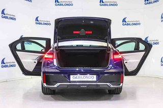 BMW i7 eDrive50 M Sport **Techo panorámico**