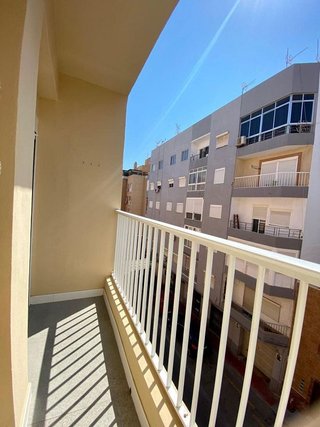 Piso en alquiler en Ciudad Jardín - Tagarete - El Zapillo en Almería