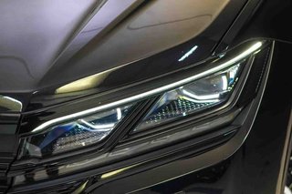 Volkswagen Touareg R 3.0 V6 TSI 340kW Tip 4M **Techo panorámico**