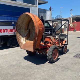 Dumper Hormigonera AUSA Diesel Usado