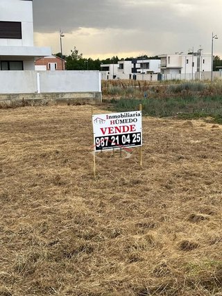 Solar en venta en Las Eras de Renueva en León