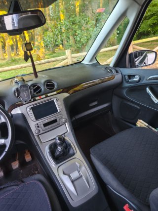 Ford  galaxy 2 litre 2007