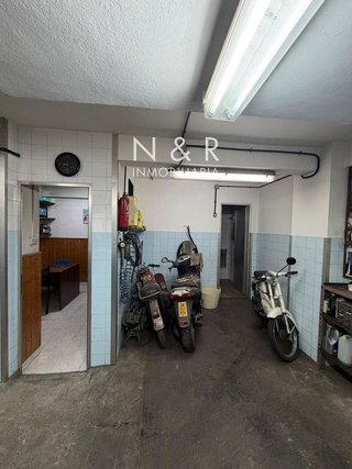 Local comercial en venta en Ensanche - Sar en Santiago de Compostela