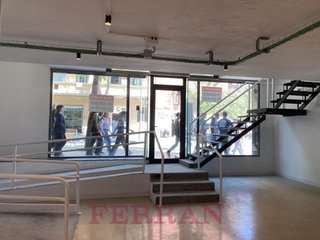 Local comercial en alquiler en La Nova Esquerra de l'Eixample en Barcelona