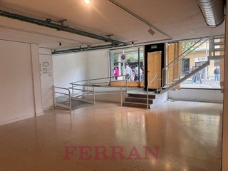 Local comercial en alquiler en La Nova Esquerra de l'Eixample en Barcelona