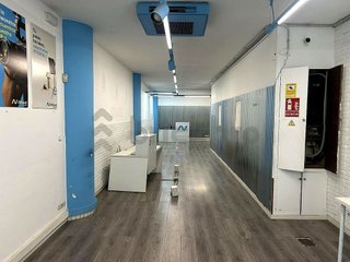 Oficina en alquiler en Sant Antoni en Barcelona