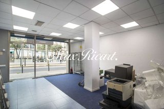 Local comercial en alquiler en La Dreta de l'Eixample en Barcelona
