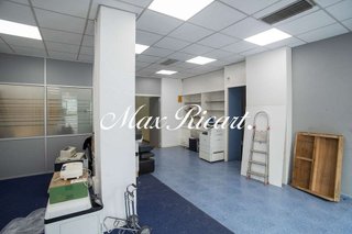 Local comercial en alquiler en La Dreta de l'Eixample en Barcelona