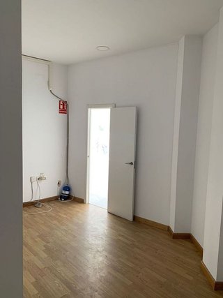 Local comercial en alquiler en Cortadura - Zona Franca  en Cádiz