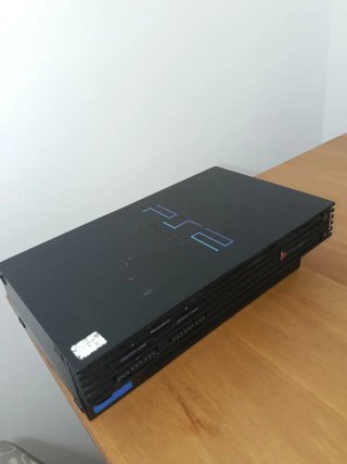 Consola PlayStation 2 con Mando y 13 Juegos