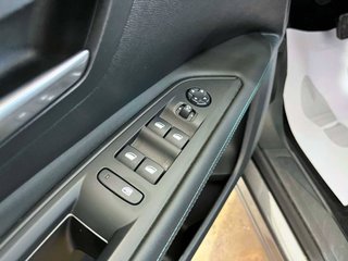 PEUGEOT 3008 Hybrid 225 eEAT8 Allure
