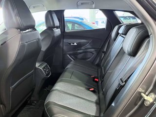 PEUGEOT 3008 Hybrid 225 eEAT8 Allure