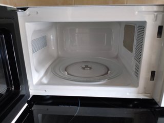 Microondas Taurus MW750M (NUEVO-SIN EXTRENAR)