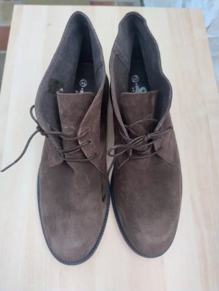 Botas de Piel  Marrón .44
