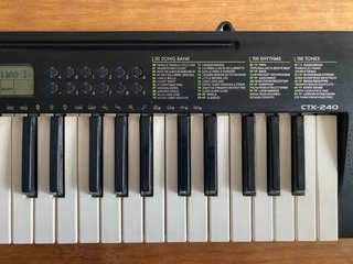 Teclado Electrónico Casio CTK-240