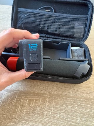 GoPro Hero 12 Black Cámara + extension pole +mando