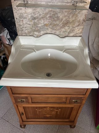 Lavabo antiguo madera y cerámica restaurado