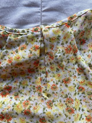 Camisa Zara floral amarilla