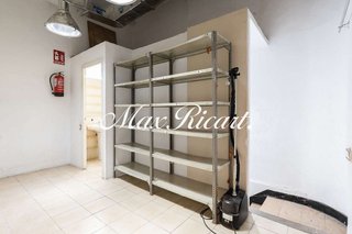 Local comercial en alquiler en La Nova Esquerra de l'Eixample en Barcelona