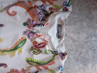 Dos vestidos estampados talla L