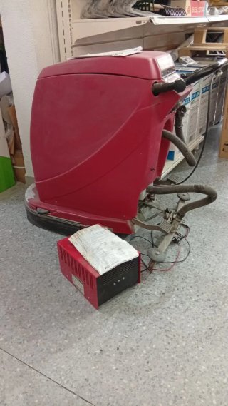 Fregadora Industrial OMM 500 Compact 50cm 24V