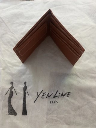 Bolso de mano y billetera Chelau's