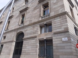 R-7940520 Traspaso Restaurante en Raval