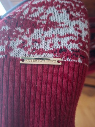 Jersey Roberto Verino tonos granates