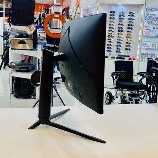 MONITOR CURVO PEAQ PMO G271-CQK 27"
