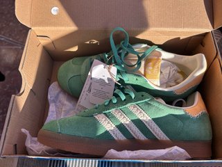 Adidas Gazelle Verde y Beige