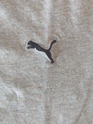 Camiseta Puma Gris Logo Bordado con defectos