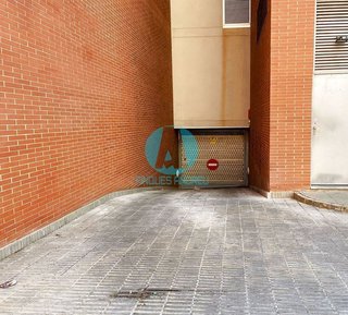 Garaje en venta en El Palau - Escorxador en Mataró