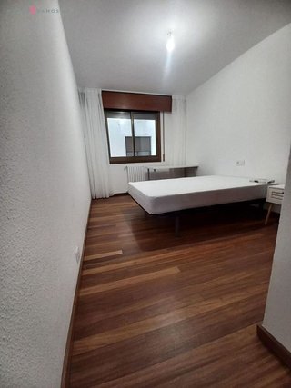 Piso en alquiler en Ensanche - Sar en Santiago de Compostela