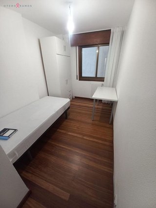 Piso en alquiler en Ensanche - Sar en Santiago de Compostela