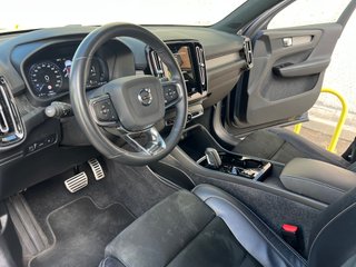 VOLVO XC40 1.5 T5 Twin Recharge RDesign Auto 5p.