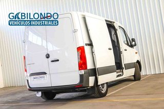 Mercedes Sprinter Furgón 311 CDI Compacto
