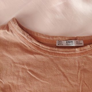 T-shirt Zara effetto consumato rosa S