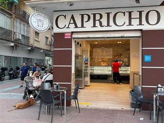 Local comercial en venta en Carlos Haya en Málaga