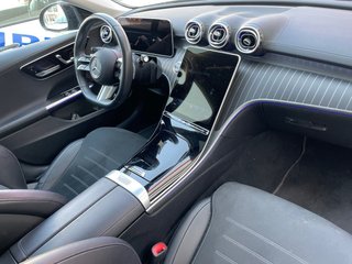 Renting Mercedes-Benz Clase C 2025