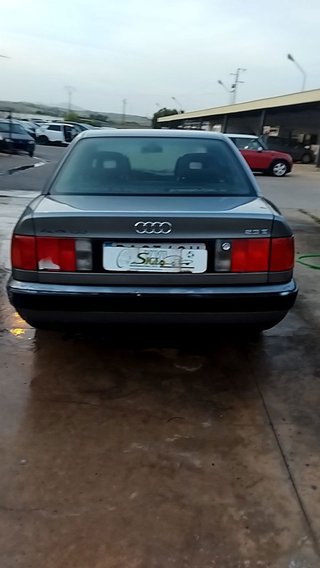 Audi 100 (431/433/435)