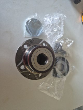 Rodamiento Audi A4 FAG Schaeffler 713 6108 90