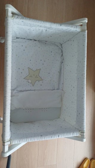 Minicuna colecho tijera.